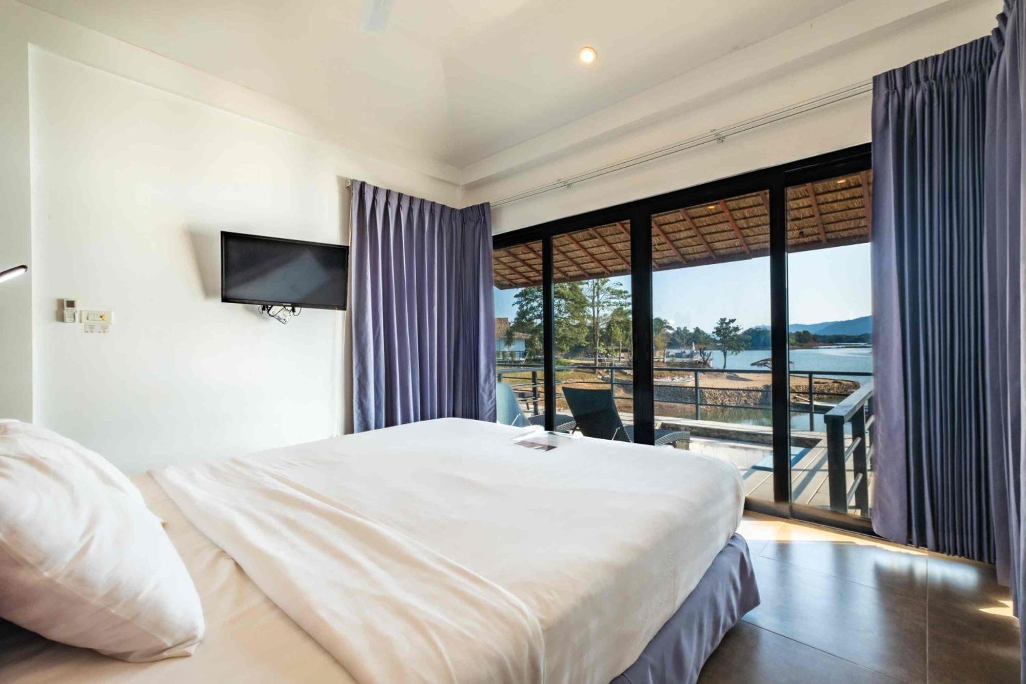 The Sanctuary Nam Ngum Beach Resort Vang Vieng Exteriér fotografie