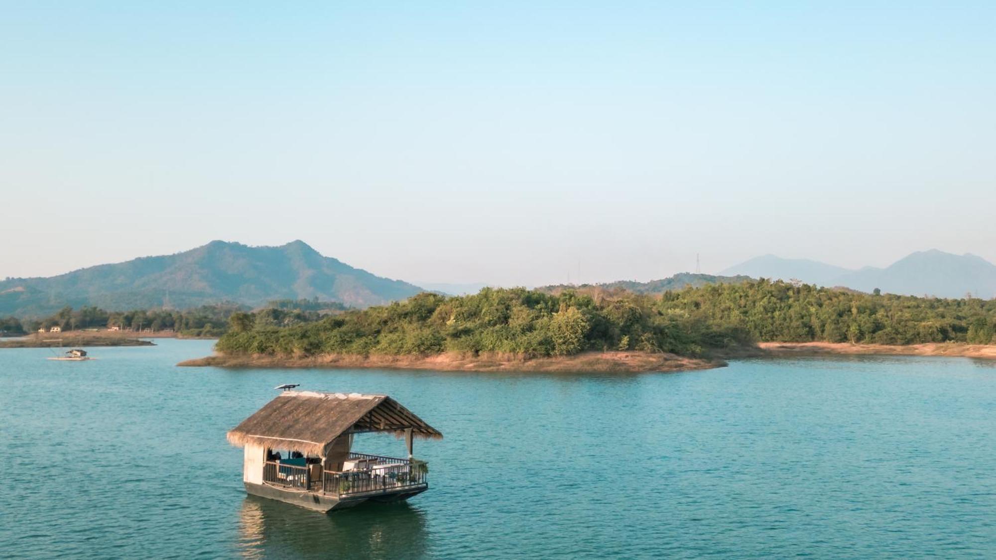 The Sanctuary Nam Ngum Beach Resort Vang Vieng Exteriér fotografie