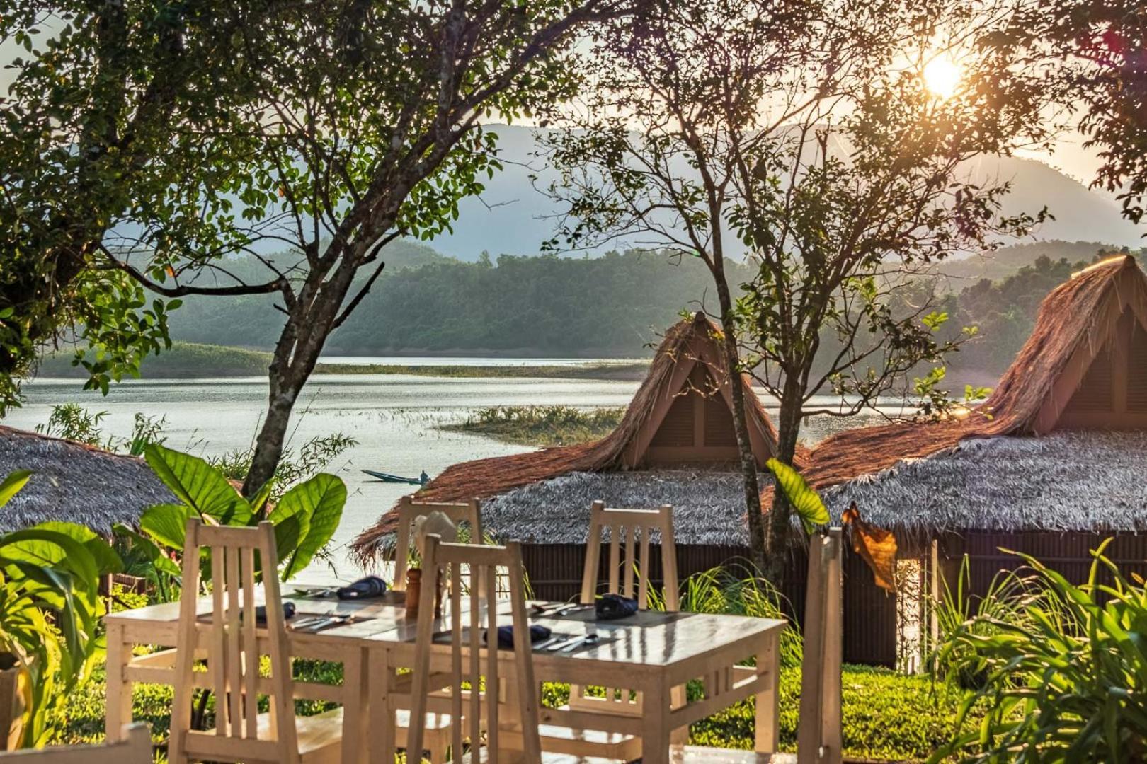 The Sanctuary Nam Ngum Beach Resort Vang Vieng Exteriér fotografie
