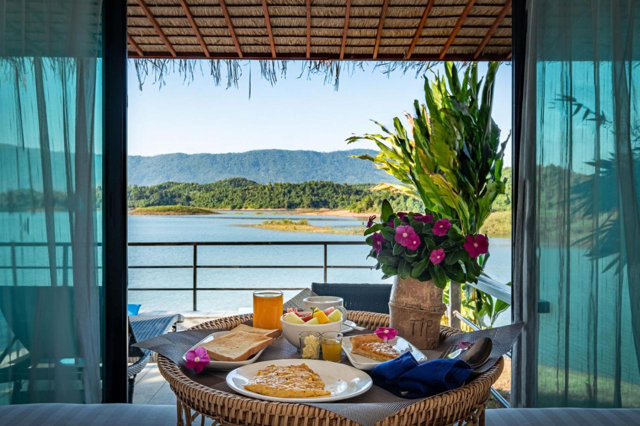 The Sanctuary Nam Ngum Beach Resort Vang Vieng Exteriér fotografie